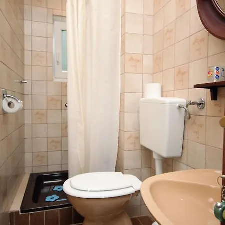 Guest house Triple 2379a
