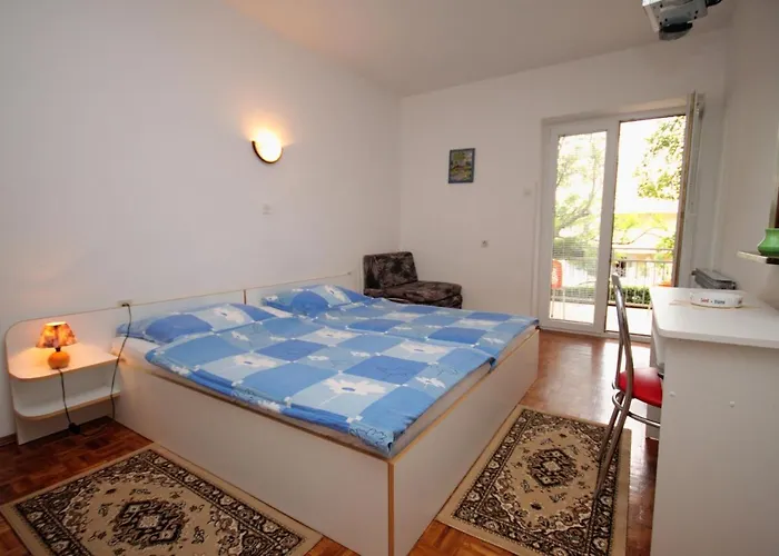 Triple 2379a Maison d'hôtes Selce